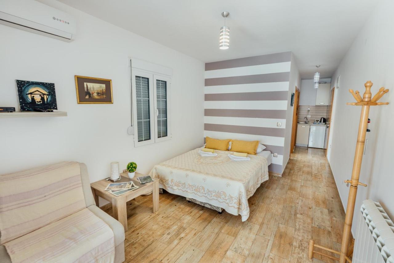 Apartments Cosovic Kotor Exterior photo
